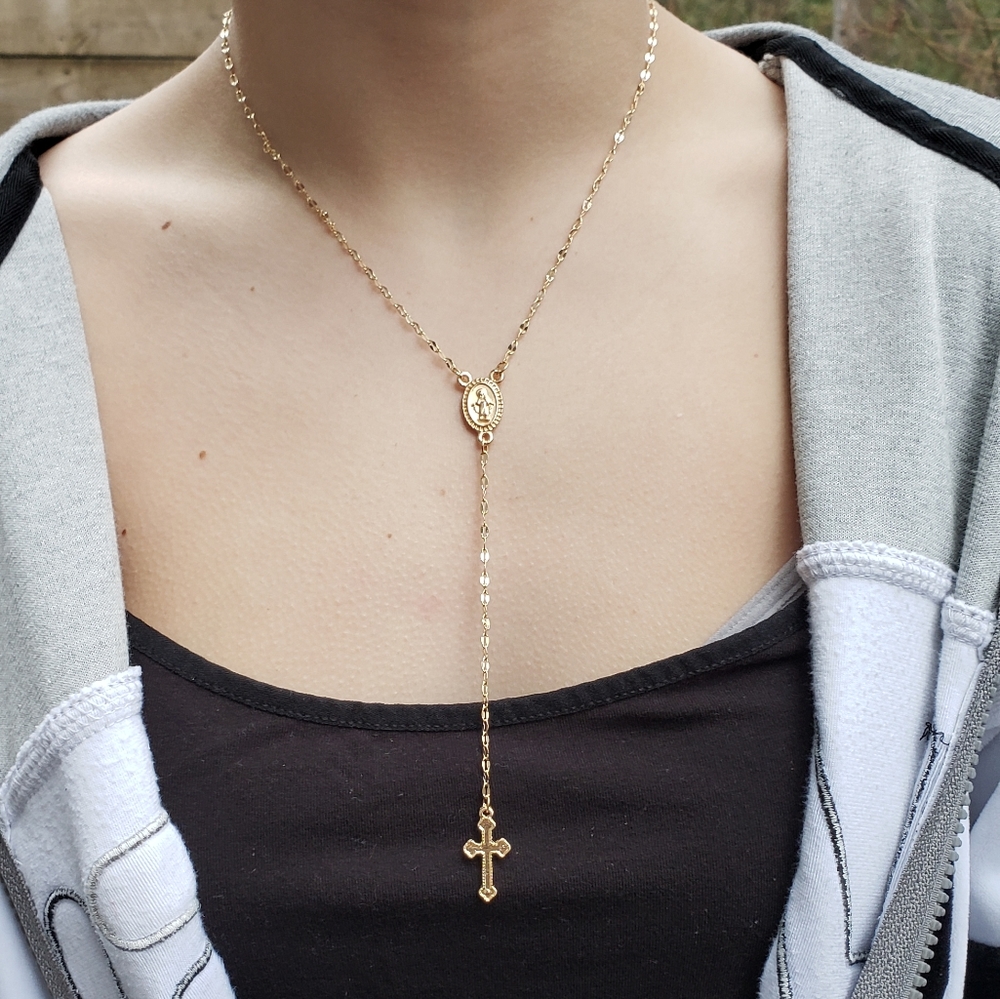 NWT Beautiful Rosary Necklace 😍 - Picture 4 of 4